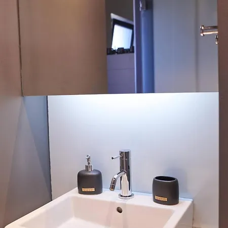 Ma Maison No. 3: Downtown Loft Near Acropolis With High-speed Internet Apartment *