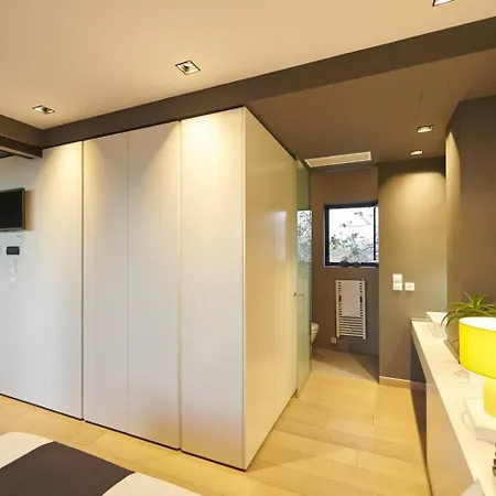 Ma Maison No. 3: Downtown Loft Near Acropolis With High-speed Internet *