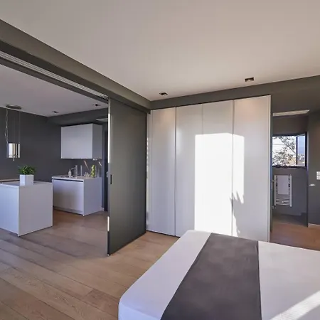 Ma Maison No. 3: Downtown Loft Near Acropolis With High-speed Internet Apartment *